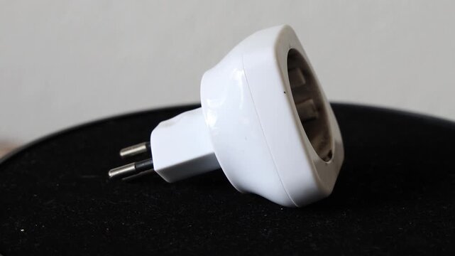 Burnt voltage converter adapter from short circuit, studio establisher spinning