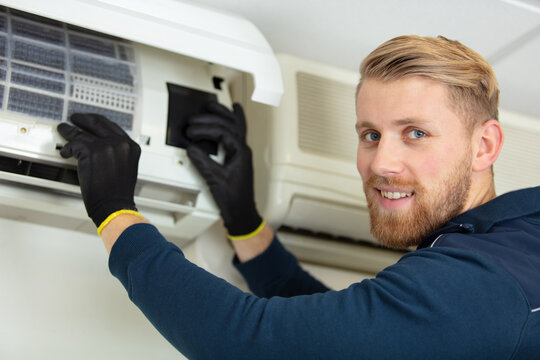 installation service fix repair maintenance of an air conditioner indoor