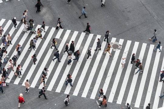 Shibuya crossing, crowds at intersection, many pedestrians cross zebra crossing, Shibuya, Udagawacho, Tokyo, Japan