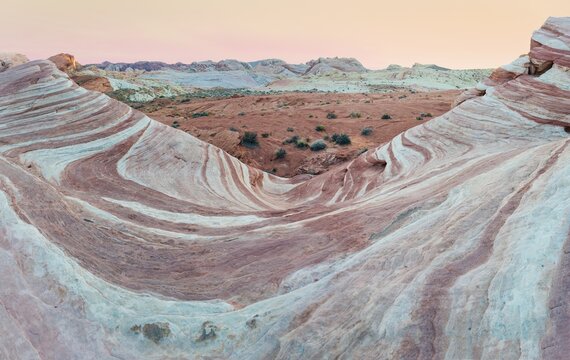 Fire Wave Rock, Valley of Fire State Park, Nevada, USA