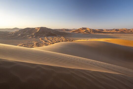 Sand dunes in the Rub Al Khali desert, the world's largest sand desert, Empty Quarter, Oman