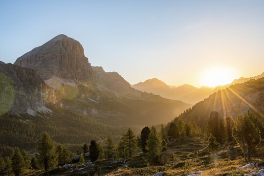 Sunrise in front of the summits Col dei Bos and Tofane, view to Monte Cristallo, Passo Falzarego, Falzarego pass, Dolomites, South Tyrol, Trentino-Alto Adige, Italy