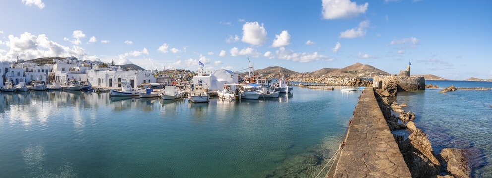 Harbour town Naoussa, old harbour with Venetian ruins, Paros Island, Cyclades, Greece