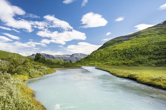 Gievdanjohka glacier river in Steindalen glacier valley, hike to Steindalsbreen glacier, Lyngenfjord, Lyngen Alps, Troms og Finnmark, Norway