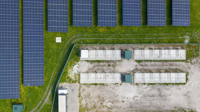 Energy Storage at De Dijken Solar Park
