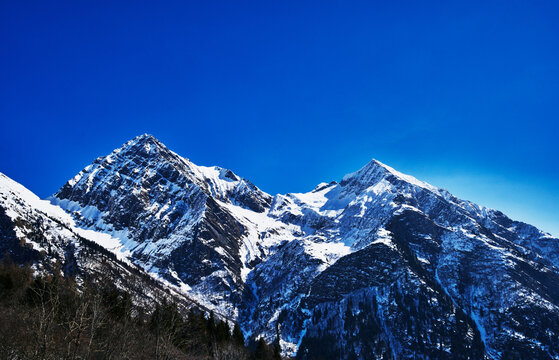 Mountains overlooking Alagna Valsesia valley of the Italian Alps beneath Monte Rosa, Italy, Europe 