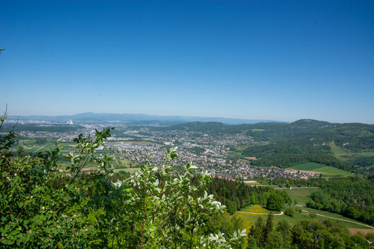 Eggflue - Aussicht auf Aesch/ Pfeffingen, Baselland, Schweiz