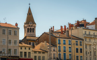 Obraz premium View of the architecture of the city of Lyon, France, from a cruise on the Saone.