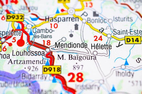Detailed road map of Mendionde and Hasparren in the French Basque countryside.