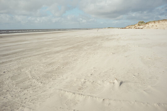 Herbstliches Urlaubsfeeling am Strand von Skallingen