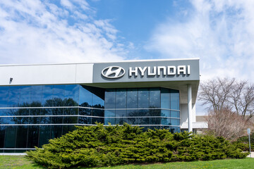 Naklejka premium Markham, Ontario, Canada - May 3, 2026: Hyundai anadian headquarters in Markham, Ontario, Canada. Hyundai is a South Korean multinational automotive manufacturer.