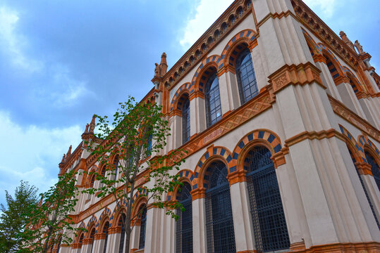 Fassade des Museo Civico di Storia Naturale di Milano (Naturhistorisches Museum Mailand)