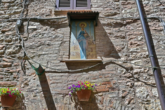 Spello, case, palazzi, vicoli e scorci del centro storico, Umbria, Italia