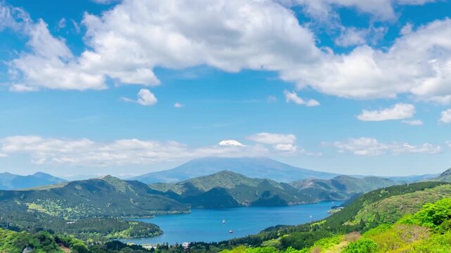 富士山と初夏の箱根 芦ノ湖　タイムラプス　