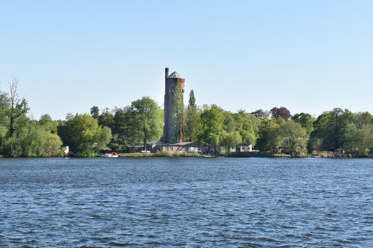 Wasserturm auf der Halbinsel Hermannswerder in Potsdam