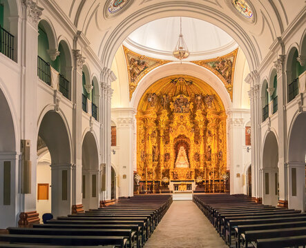 Interior de la ermita de La Virgen del Roc&iacute;o en Almonte, Huelva, Espa&ntilde;a