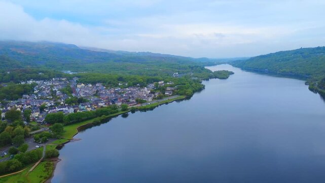 Llanberis Llyn Padarn Snowdonia 4K