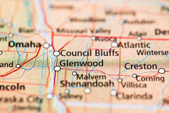 Printed atlas map featuring Glenwood Shenandoah and Creston region.