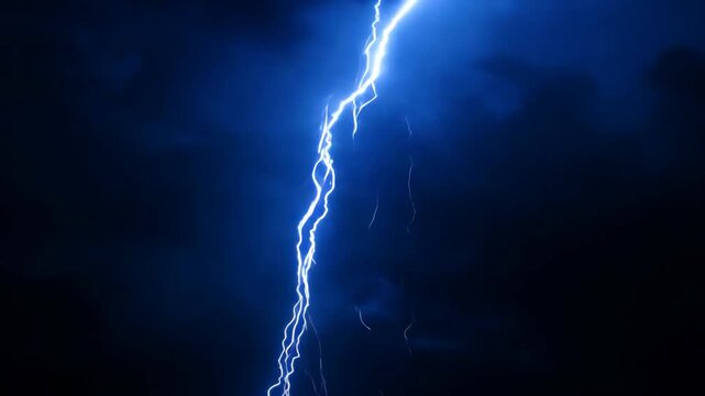 Night Storm: A Stunning Lightning Bolt