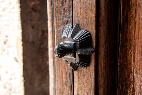 puerta, madera, viejo, cerradura, metal, caf&eacute;, asa, herrumbrosa, antique, con textura, herrumbre, clave, entrada, casa, antig&uuml;edad, bocallave, porton, seguridad, acero, candado, abierto, detallar, arq