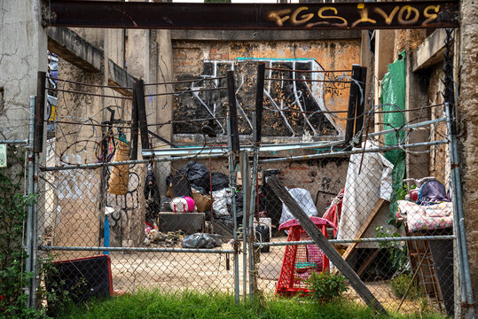 viejo, edificio, arquitectura, casa, construcci&oacute;n, muro, urbana, hierro, metal, ciudad, alambrada, acero, cristaleras, abandonada, ladrillo, puerta