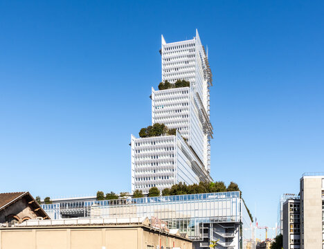 Paris, France - April 7, 2026: South view of the "Tribunal de Paris" (Courthouse of Paris) housed in a 38 storeys, 160 metres high building designed by italian architect Renzo Piano, achieved in 2017.
