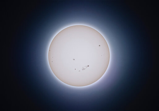 Observation of the Sun - Sunspots in High Resolution