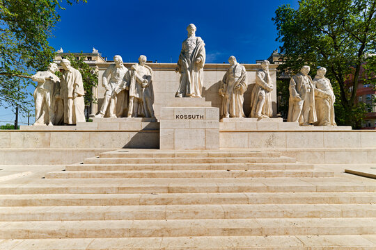 Visitors look at the Kossuth Memorial in Budapest