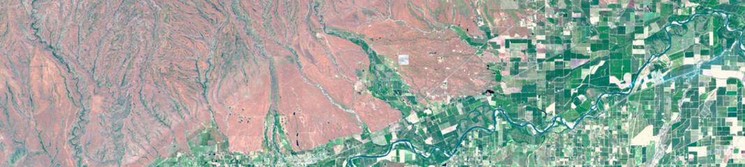 Fototapeta premium Chico and surrounding areas agricultural fields, California, USA, Circular pivot irrigation landscape, based on open data