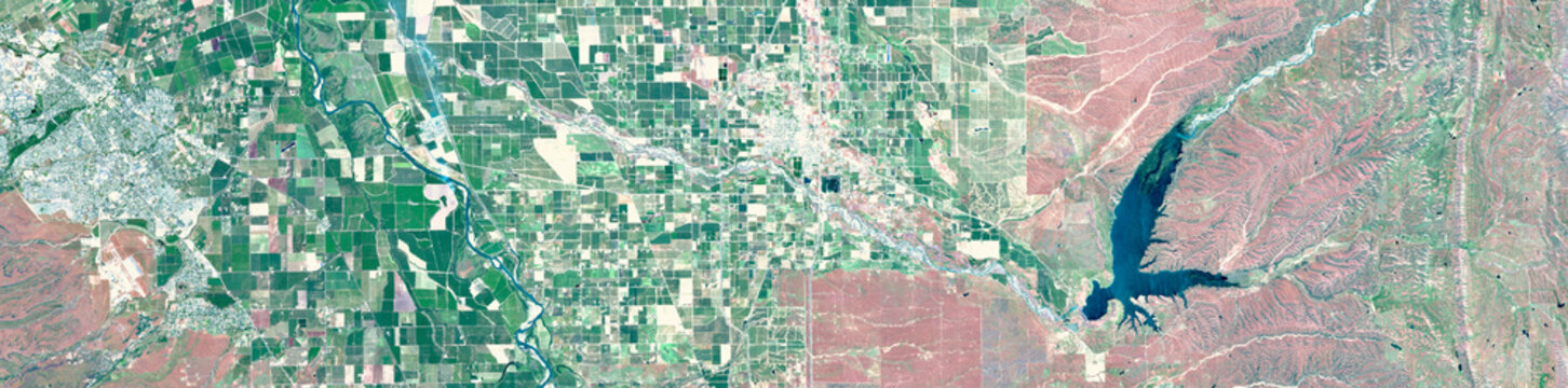 Chico and surrounding areas agricultural fields, California, USA, Circular pivot irrigation landscape, based on open data