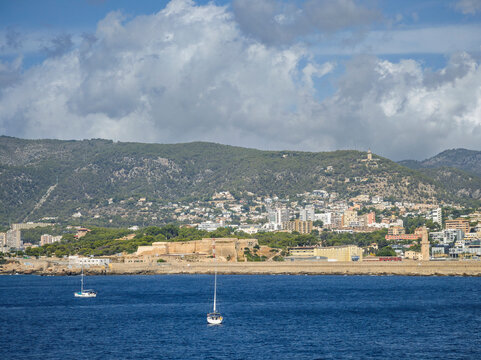 Coast of Santa Ponsa, Mallorca, Balearic Islands, Spain