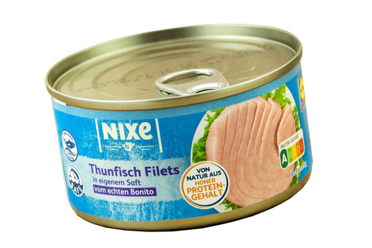 Nixe Thunfisch im eigenem Saft Seafood mit MSC Siegel Hintergrund transparent PNG cut out