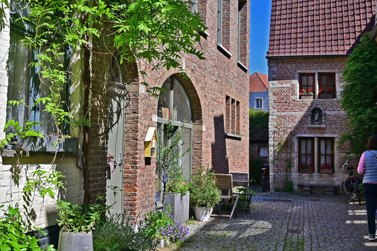 Malines (Mechelen):  lo storico quartiere del Groot Begijnhof (Gran Beghinaggio), Fiandre, Belgio