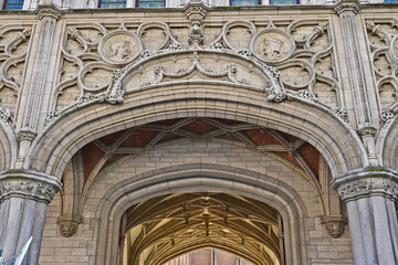 Obraz premium Malines (Mechelen): il Municipio (Stadhuis van Mechelen), nella piazza Grote Markt, Fiandre, Belgio