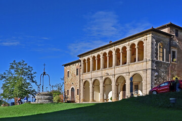 Naklejka premium Montepulciano, Casa Parrocchiale della Chiesa o Santuario della Madonna di San Biagio, Val d'Orcia, Toscana