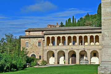 Naklejka premium Montepulciano, Casa Parrocchiale della Chiesa o Santuario della Madonna di San Biagio, Val d'Orcia, Toscana