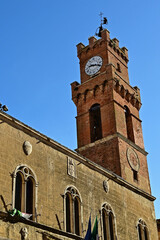 Naklejka premium Pienza, il palazzo del Comune, Val d'Orcia, Toscana