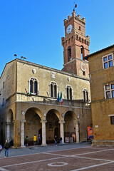 Naklejka premium Pienza, il palazzo del Comune, Val d'Orcia, Toscana