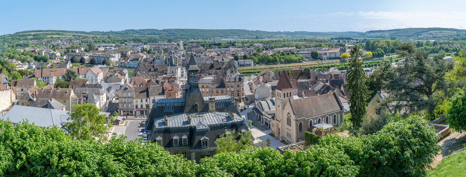 Chateau-Thierry, France - 05 01 2026: Panoramic view of the town hall square, the United Protestant Church, the Balhan Tower, Jean De La Fontaine statue, Marne River and the surrounding countryside 
