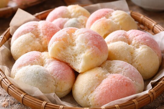 Sweet and Soft Kue Kapas Bread with a Cloudlike Appearance