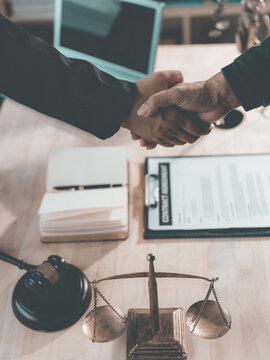Court hammer, legal advice, client meetings, litigation, contracts, judges, legal services, business, courtroom, law firm, concept of justice.