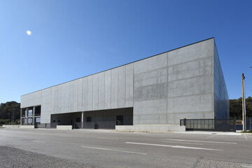 Obraz premium warehouse or factory made with concrete panels