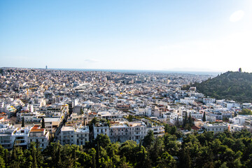 Obraz premium Cityscape view of Athens, Greece as seen from the top of the Acropolis of Athens site.