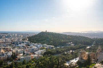 Obraz premium Cityscape view of Athens, Greece as seen from the top of the Acropolis of Athens site.