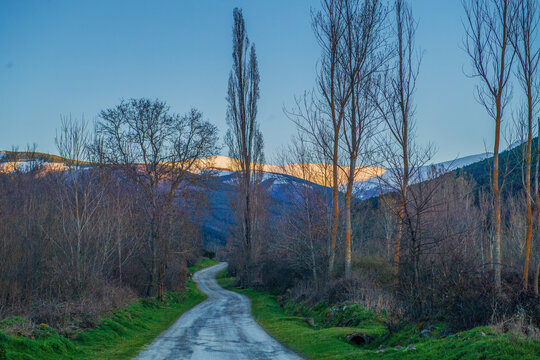 Monta&ntilde;as del Valle de Urbi&oacute;n - Burgos Spain