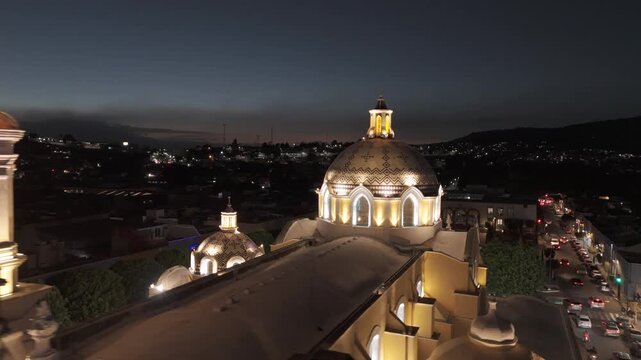 Iglesia de San Jos&eacute;, Tlaxcala, M&eacute;xico. Video Cinematogr&aacute;fico de Noche con Dron (7)
