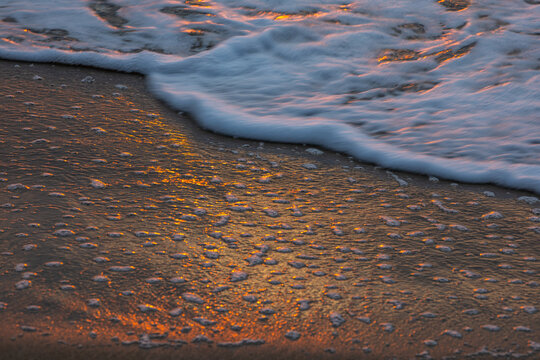 Sunrise at the Virginia Beach pier