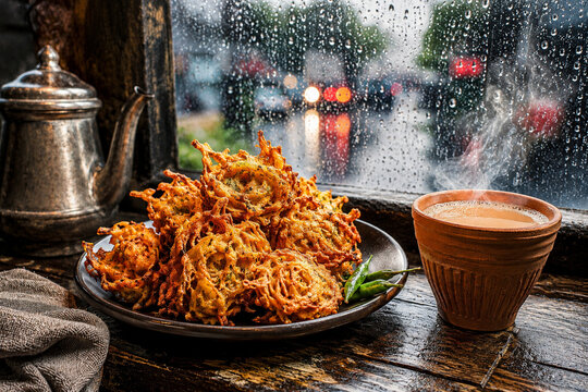 Pakoda in rainy day