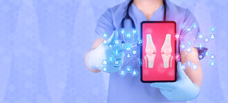 Digital knee monitoring via mHealth app and tablet. Teleconsultation for tendonitis screening and modern joint health software. The doctor analyzes the knee on their tablet.
