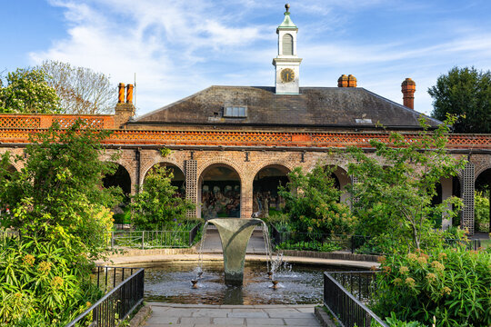 April 29 2026 - London, UK . Fontain of Holland Park, is an area of Kensington, on the western edge of Central London. Spring time garden.